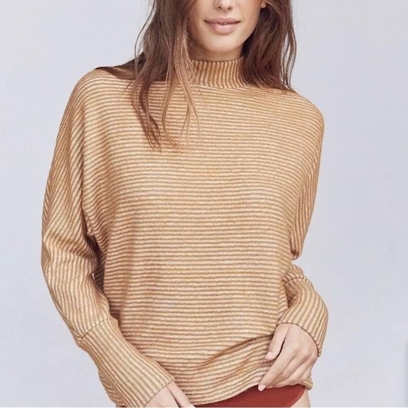 Urban Outfitters Amelia Mock Neck Dolman Knit Striped Sweater in Yellow Size L - Picture 1 of 12
